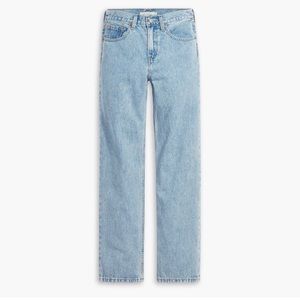 Mid-rise, straight leg Levi’s in great condition